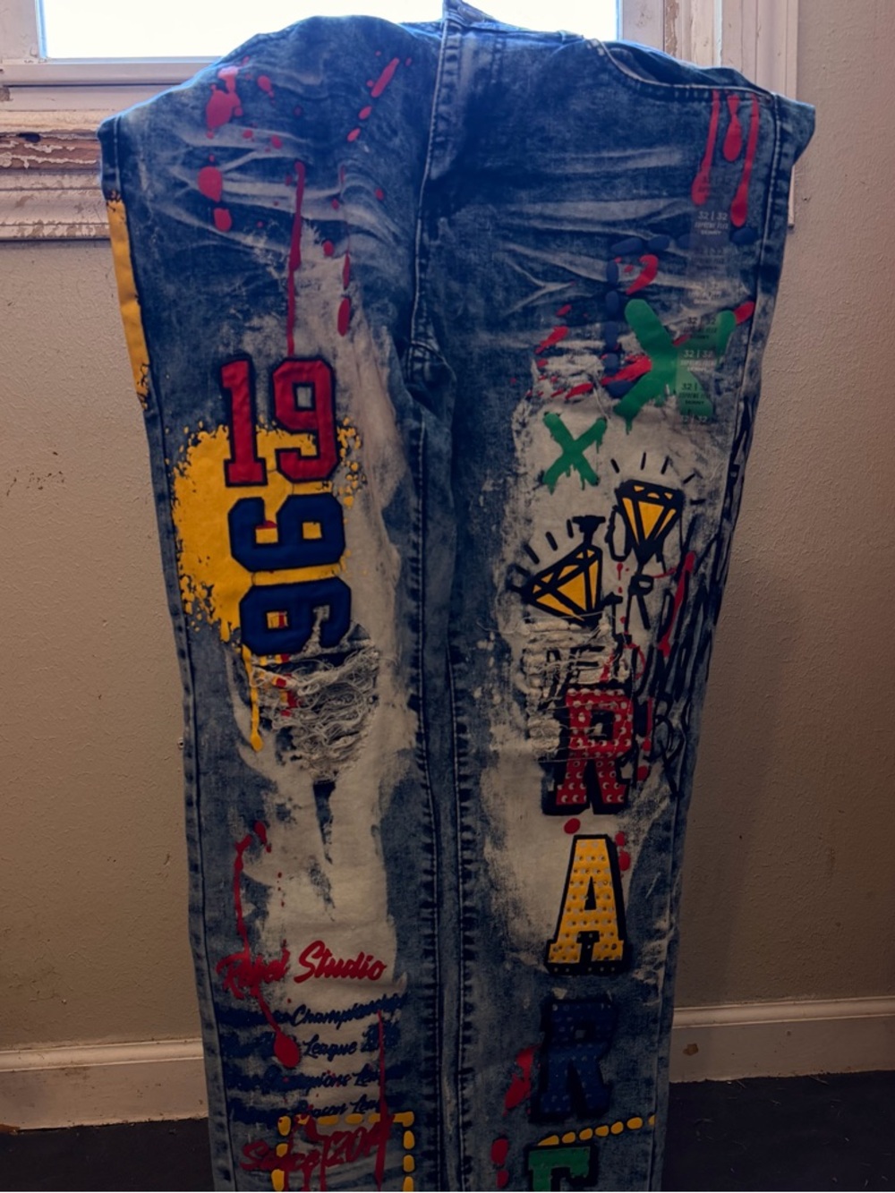 Rue21 Blue Denim Men's Jeans with Multi-Color Paint-Splash Graphics